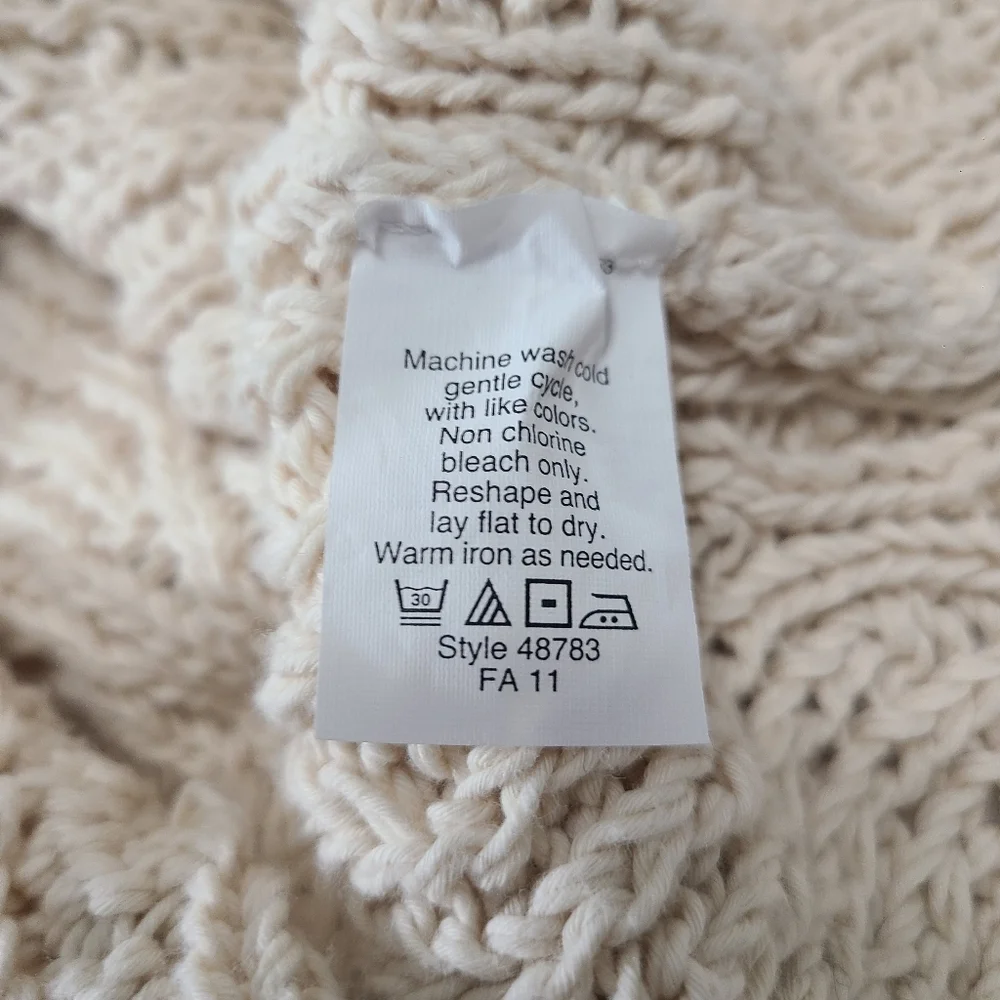 J Crew Cable Knit‎ Heavy Weight Fisherman Sweater Size XS